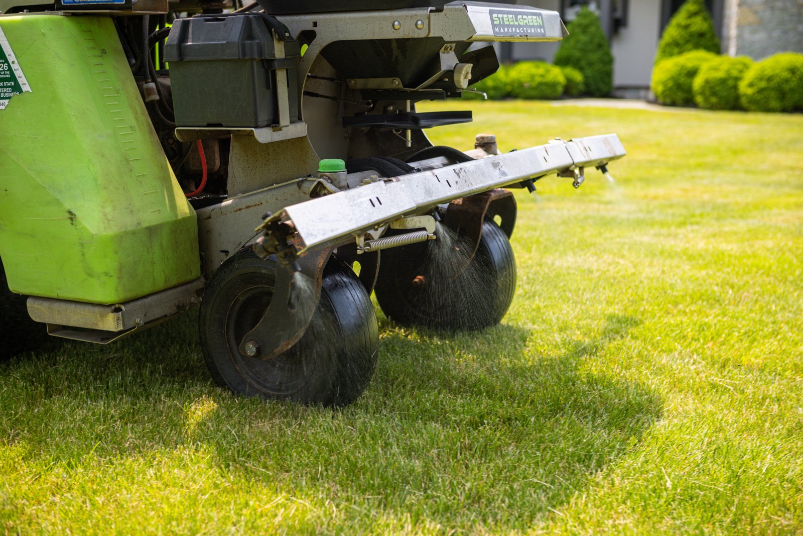 spraying lawn insect control